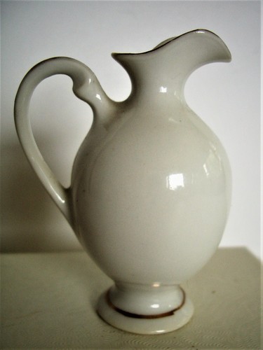 Vintage Bone China Miniature Pitcher White/Flower/Gold trim - marked JAPAN - Picture 2 of 5