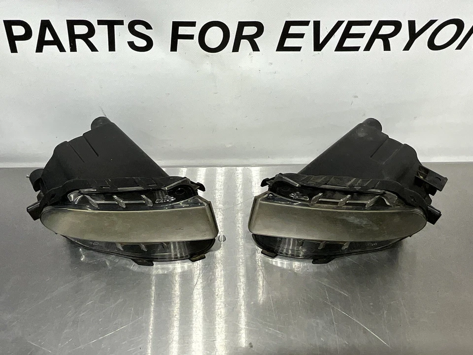 2006-2011 Lexus GS300 GS350 Fog Light Assemblies LH and RH Pair OEM - Image 2 of 4