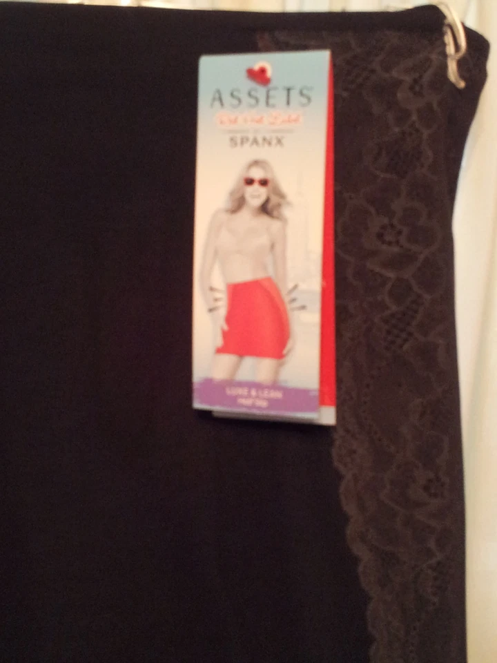 Spanx Assets 红色 Hot Luxe 精益半滑 XL (Dress-12-14) 超瘦身塑形机 — 第 2/2 张图片