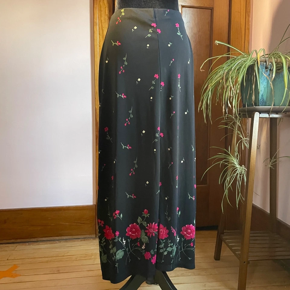 Vintage 90s Floral Maxi Skirt S-M | Black Rose Cottagecore Witchy Whimsigoth - Image 3 of 4