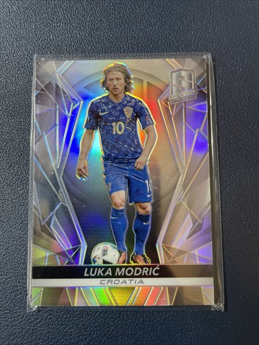 2016-17 Panini Spectra Luka Modric Croatia #27