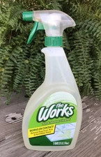 The Works Tub & Shower Cleaner Spray 32 Oz Soap Scum Rust Hard Water New HTF