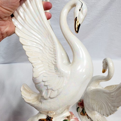 Norcrest Iridescent Swan Porcelain Figurines (2) Japan Iridescent 14" Vintage - Picture 4 of 18