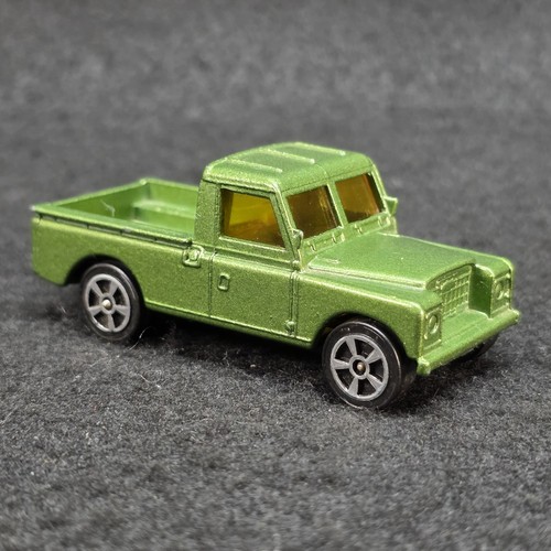 Corgi Juniors Whizzwheels Land Rover Pickup - Picture 2 of 5
