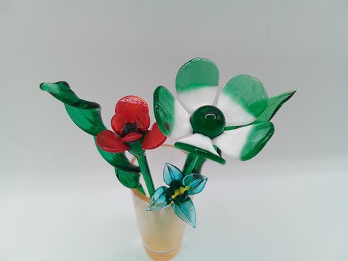 5 MUNDGEBLASENE GLAS-RÜHRSTÄBCHEN TRINKEN RÜHREN 3 TROPISCHE BLUMEN 2 GRÜNE BLÄTTER VINTAGE
