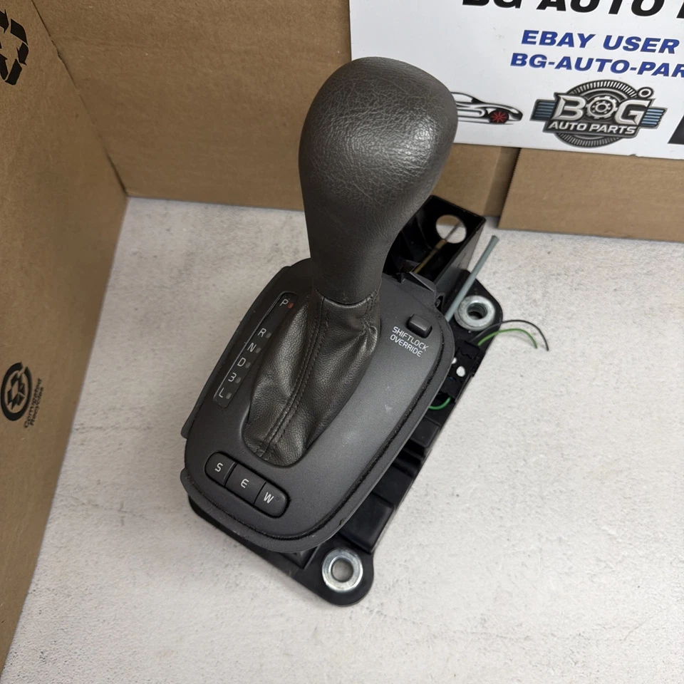 Volvo V70R V70 XC70 S70 C70 1998 1999 2000 conjunto de palanca de cambios genuina OEM 6849844 Foto 3 de 4