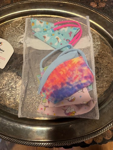 Pomchies Pom Mask for kids New set of 5 unicorn rainbow cactus tie dye UPF50+ - Picture 3 of 4