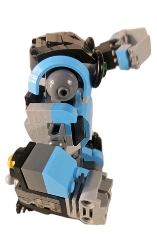 Lego CREATOR Robo Explorer Robot Only Blue Tread Claw Mech 31062 - Picture 5 of 6