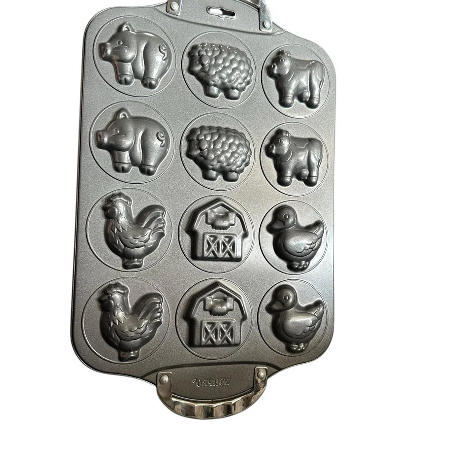 Molde de chocolate para galletas Norpro para hornear animales de granja de corral Foto 4 de 4