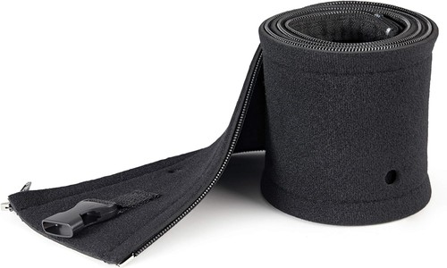 StarTech.com 40" (1m) Neoprene Cable Management Sleeve with Zipper & Buckle - 1. - Photo 5/5