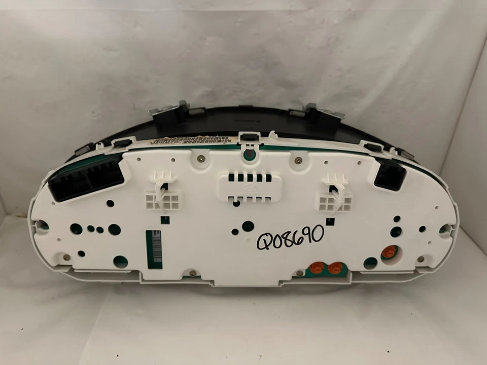 Cuadro de instrumentos velocímetro tablero 2009 y 10 Hyundai Sonata 3,3 L 179.846 millas Foto 2 de 3