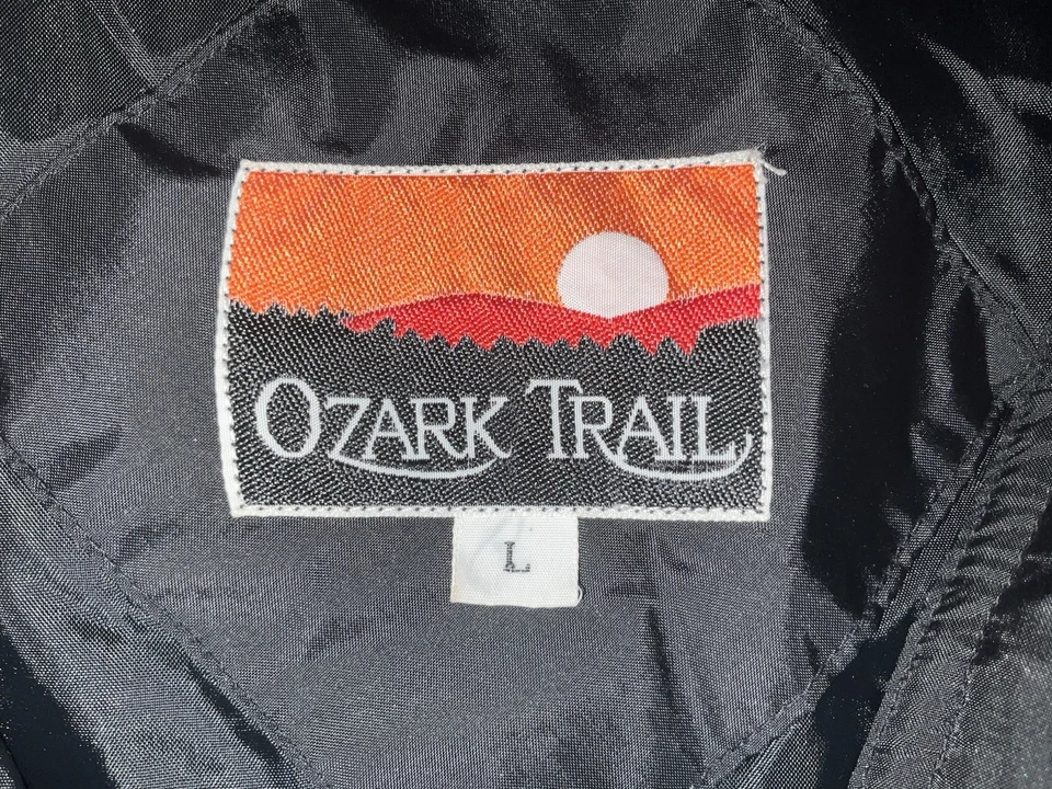 OZARK TRAIL MENS QUILTED PUFFER MENS BLACK VEST NEW WITHOUT TAGS SIZE L MUST SEE - Image 3 of 4