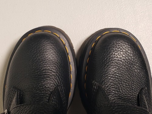 Dr. Martens Devon Heart Damen-Plateaustiefel aus Leder schwarz US-Größe 6 - Bild 10 von 18