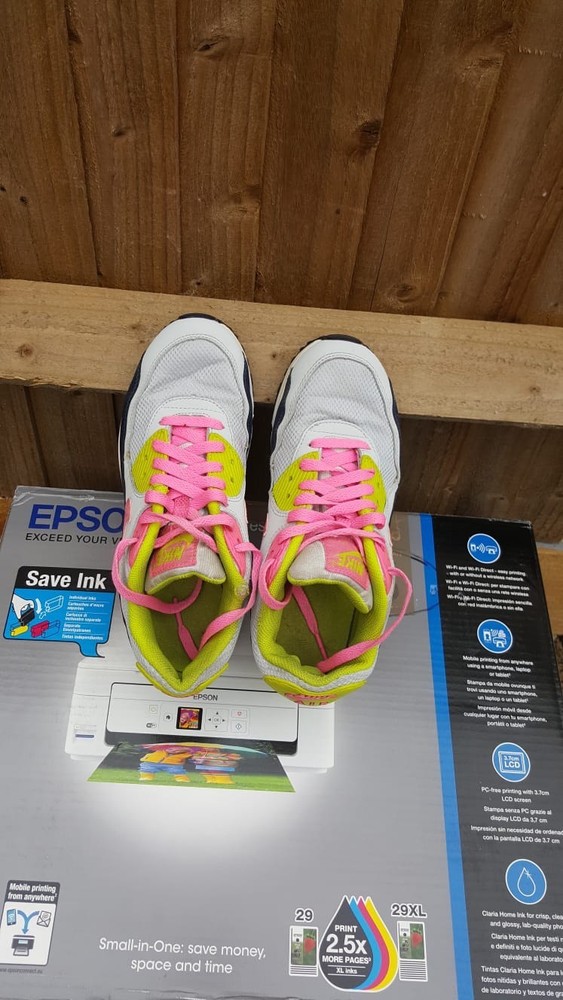 Air Max Nike Sport Femmes/Filles UK 5.5 (Feel so so so good dans ces Mauvais Garçons)- 286c08 Air Max Nike Sport Femmes/Filles UK 5.5 (Feel so so so good dans ces Mauvais Garçons)- 286c08