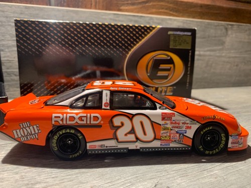 2000 Tony Stewart #20 Home Depot 1/24 ELITE ROOKIE OF THE YEAR Pontiac 4664/5000 - Picture 2 of 6