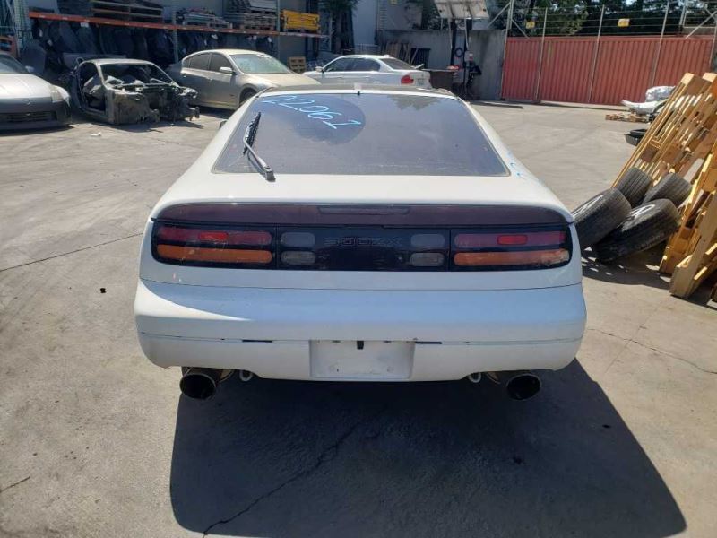 1990-1996 Nissan 300ZX Driver Side Quarter Glass