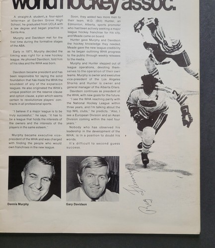 Chicago Cougars vs Houston Aeros 1972 WHA hockey Program signed by Reg Fleming - Picture 4 of 6