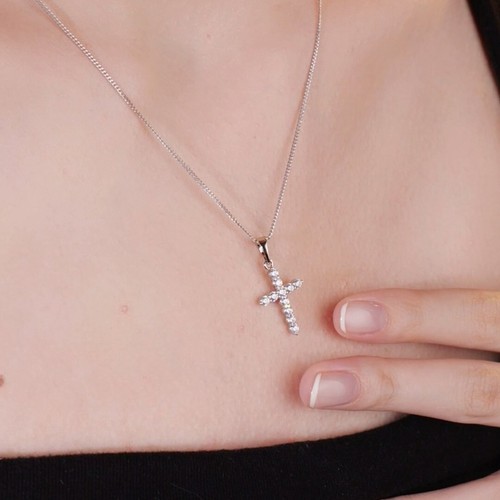 18K White GOLD MADE WITH SWAROVSKI CRYSTAL CROSS PENDANT CLASSIC NECKLACE