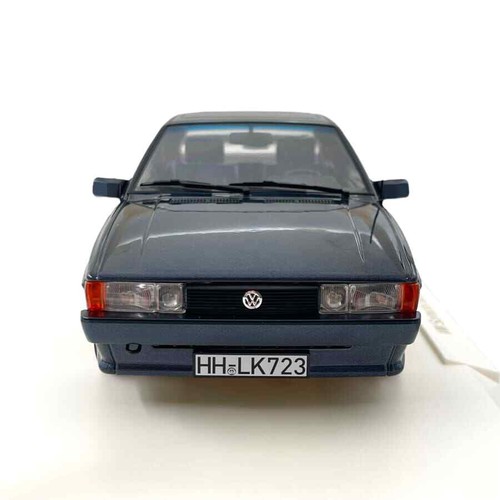 Modellino Auto Norev 1/18 Volkswagen Scirocco Helios Blue Metallic - Foto 4 di 6