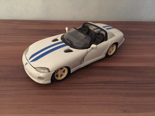 MODELLAUTO "Dodge Viper RT/10" 1:24,Modell-Auto,weiß
