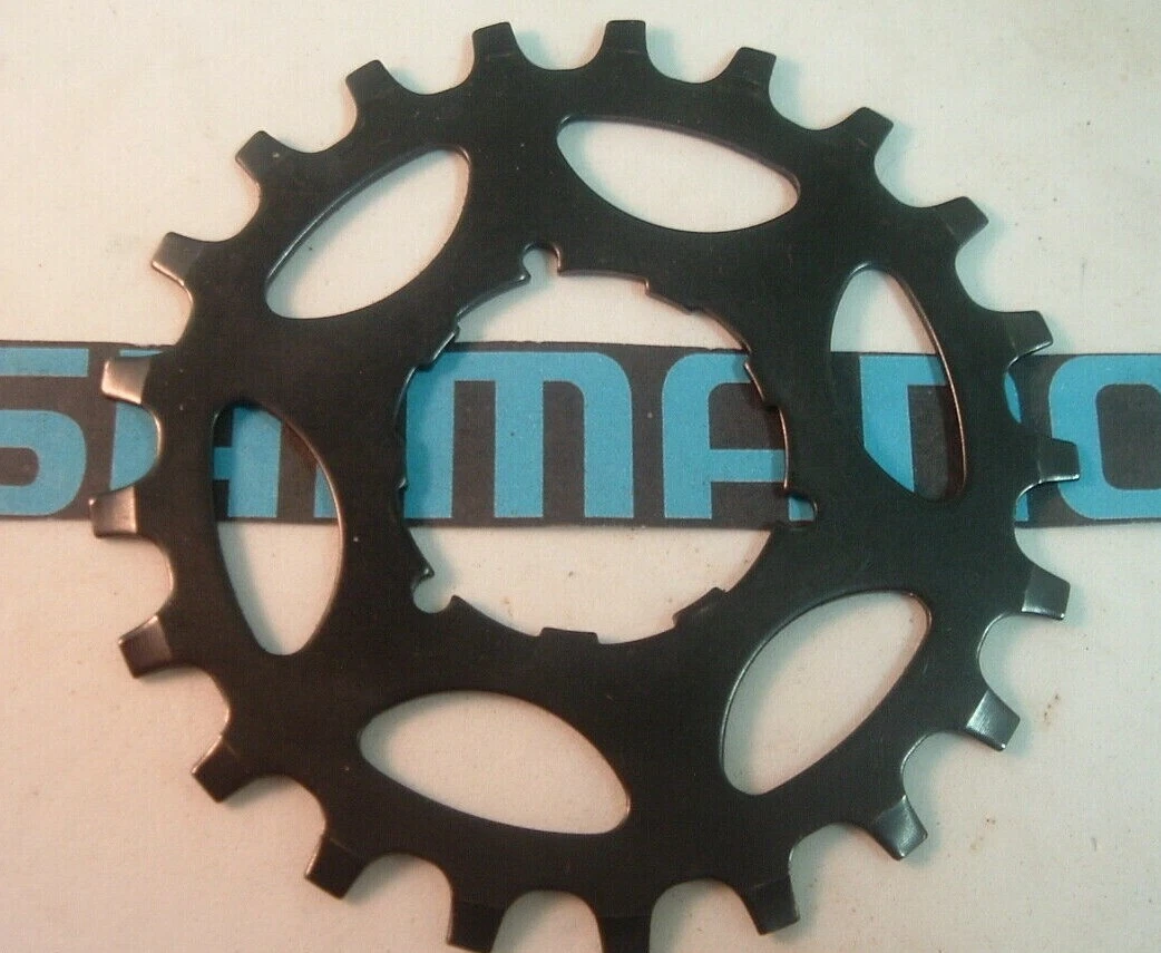 Cassette Shimano 600 Tri-Color 8 Vitesses - 24-14 Dents, Acier, Made In Japan, Vintage