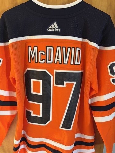 Edmonton Oilers Connor McDavid Home Jersey - Size 52 - Picture 2 of 4