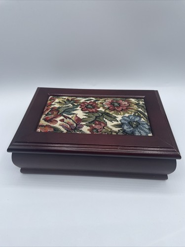 Joyero de madera tapiz floral tapa con bisagras interior espejo anillo soporte divisores - Imagen 1 de 12