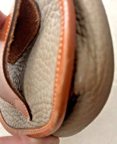 Vintage Dooney Bourke kleine Leder Umhängetasche/Gürteltasche hellbraun/cognac hergestellt in den USA guter Zustand - Bild 11 von 12