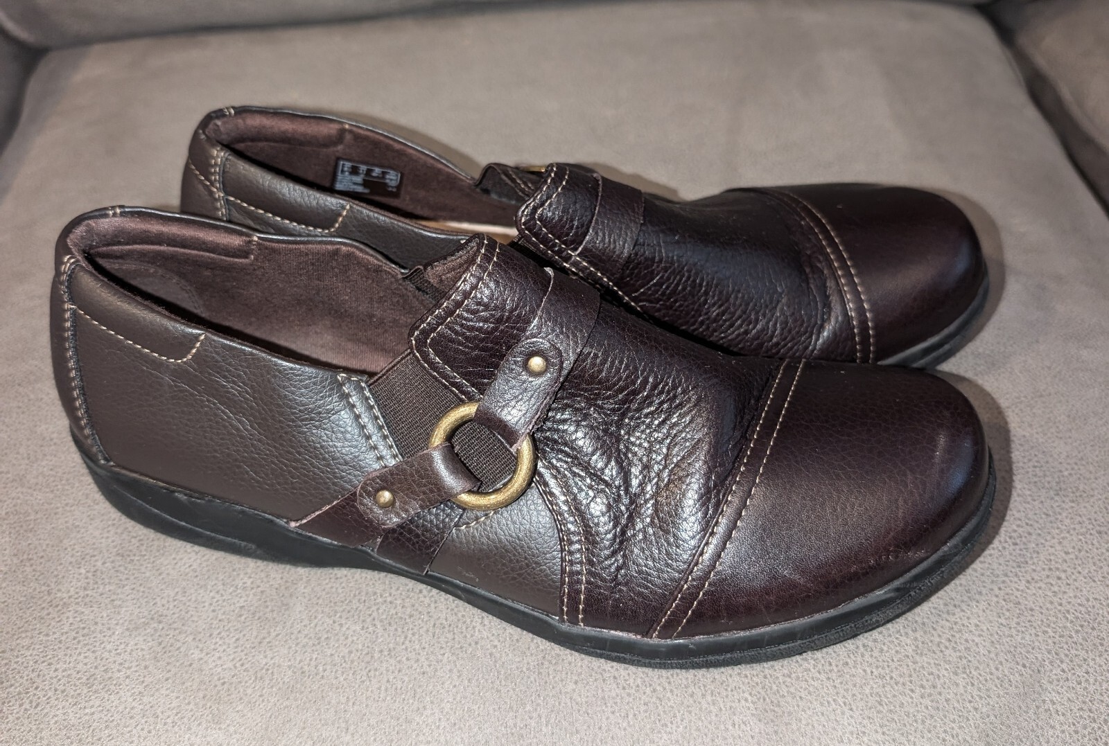 Collection By Clarks Brown Leather Loafers Size 1… - image 3