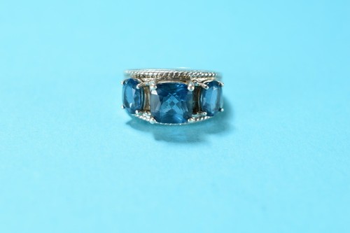 Anillo de cóctel vintage de tres piedras con topacio azul de plata esterlina talla 5,75 -- 2102 - Imagen 1 de 6