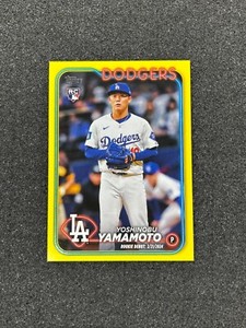 2024 Topps Update Rookie Debut Yellow Parallel #US149 RC / Yoshinobu Yamamoto 