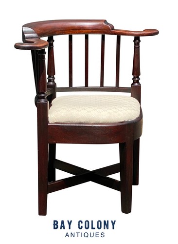 18TH C ANTIQUE QUEEN ANNE BOSTON MAHOGANY CORNER CHAIR / ROUNDABOUT CHAIR - Picture 2 of 12