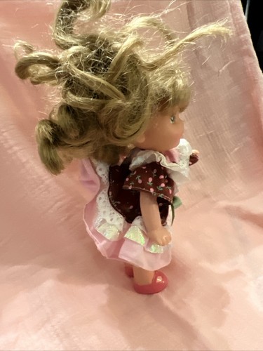Vintage 1988 Doll Cherry Merry Muffin Chocolottie Cupcake Cute Small READ - Picture 5 of 13