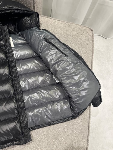 Men's Authentic MONCLER Maya Quilted Down Puffer Jacket RARE Black Size 3 ~M - Picture 11 of 17
