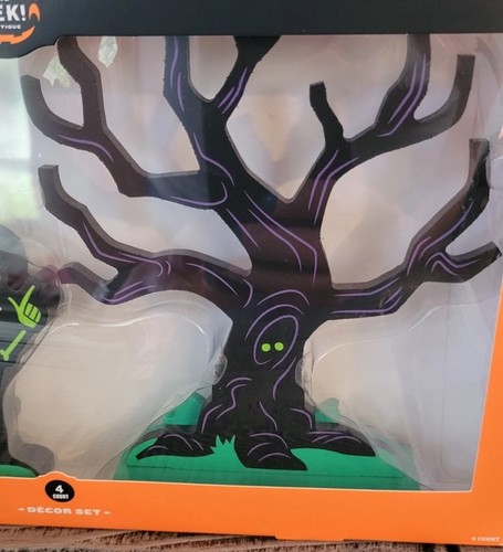 2024 Target Hyde & Eek! 4pc Wood Mini Mantle Halloween Decorative Figurine Set - Picture 3 of 4