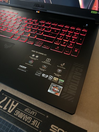 17.3" Asus TUF Gaming A17 - RTX 4060 (8GB) - Ryzen 7 7735HS - 32GB RAM - 2TB SSD - Bild 5 von 22