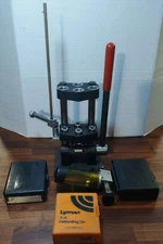 CH RELOADING PRESS #444   Pistol Champ &  Dies .38/.357 Mag , 9mm Luger  .45 ACP