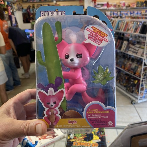 Fingerlings Pink Baby Kayla Fox Interactive Electronic Pet 40+Sounds NEW SEALED