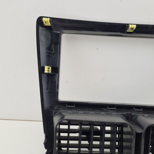 Subaru Impreza Stereo Surround Trim G3 04/07-11/11 - Picture 13 of 14