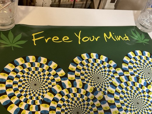 2004 Pyramid Leicester Poster UK Free Your Mind Marijuana - Picture 5 of 16