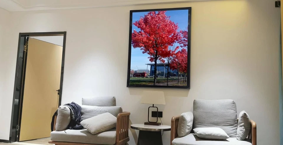 Elegante marco negro montado en la pared 12x16 - perfecto para graduaciones y exhibiciones de arte Foto 4 de 4