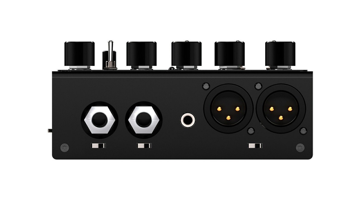 New DSM & Humboldt SIMPLIFIER BASS STATION Bass preamp