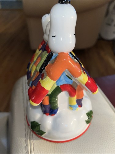 Caja de música navideña Peanuts Snoopy 1981 de colección Schmid RARA cerámica numerada funcionando - Imagen 5 de 9