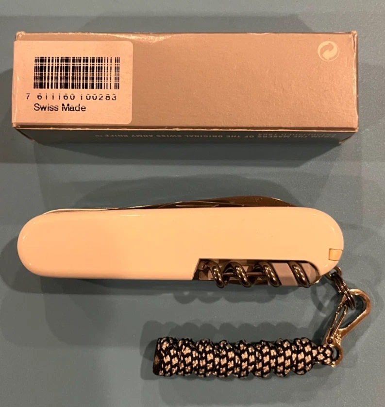 Navaja Suiza - Cazador Blanco, completa en caja, con cordón blanco y negro Foto 3 de 4