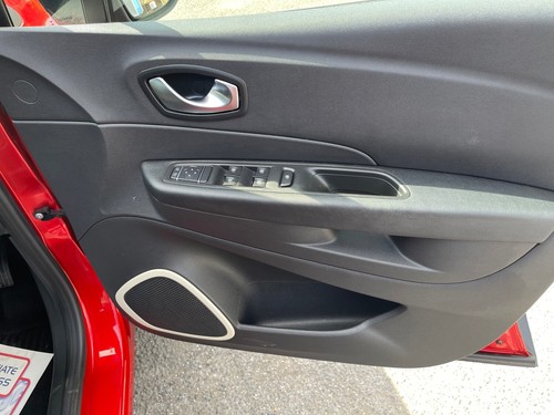 2019 Renault Captur 0.9 TCE 90 Play 5dr HATCHBACK Petrol Manual - Picture 16 of 24