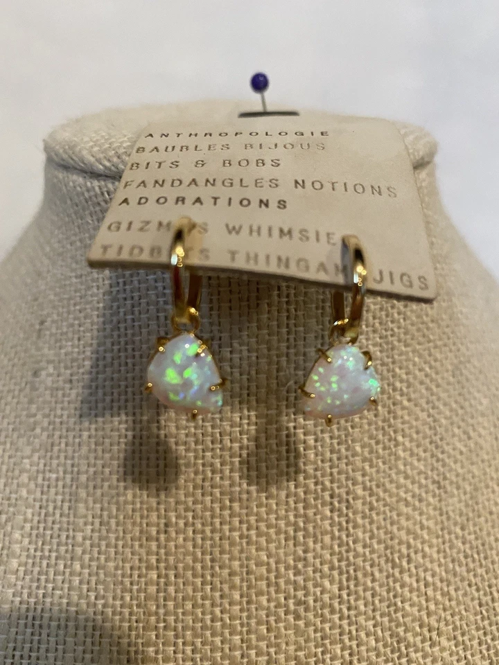 Pendientes Huggie colgantes de piedra delicada Anthropologie turquesa u ópalo piedra Foto 2 de 4