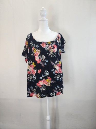 Torrid Cold Shoulder Floral Shirt Sleeve T Shirt Black Pink Womans Size 00 - Picture 3 of 12