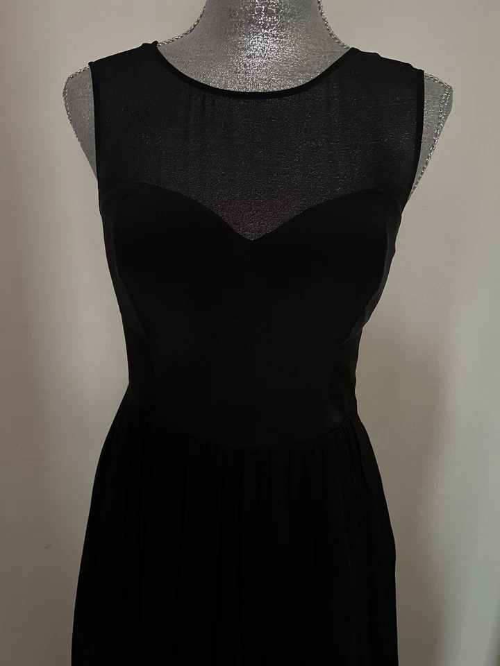 Vestido de noche Ted Baker negro  Foto 2 de 4