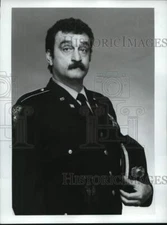 Press Photo Actor Victor French in "Carter Country" - hcp42014