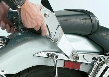 NATIONAL CYCLE PALLADIN QUIK-RLS BACKREST MOUNTING KIT - SUZUKI C90 VL1500LC - Picture 2 of 2